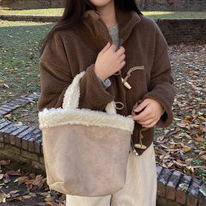 Korean Chic Winter Warm Fleece Padded Horn Button Coat - Style 9e178f